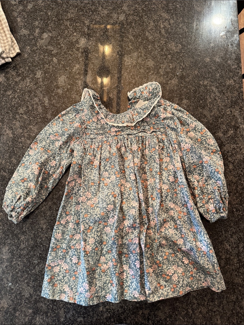 H&M Green Floral Long-Sleeve Ruffled Collar Top